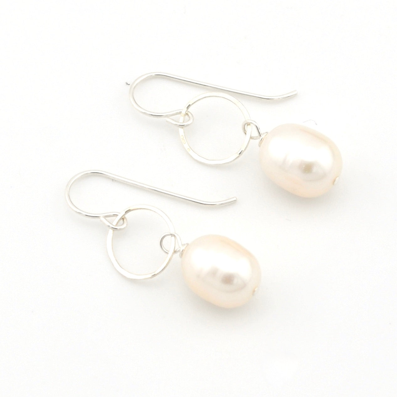 Silver Round Link White Pearl Earrings