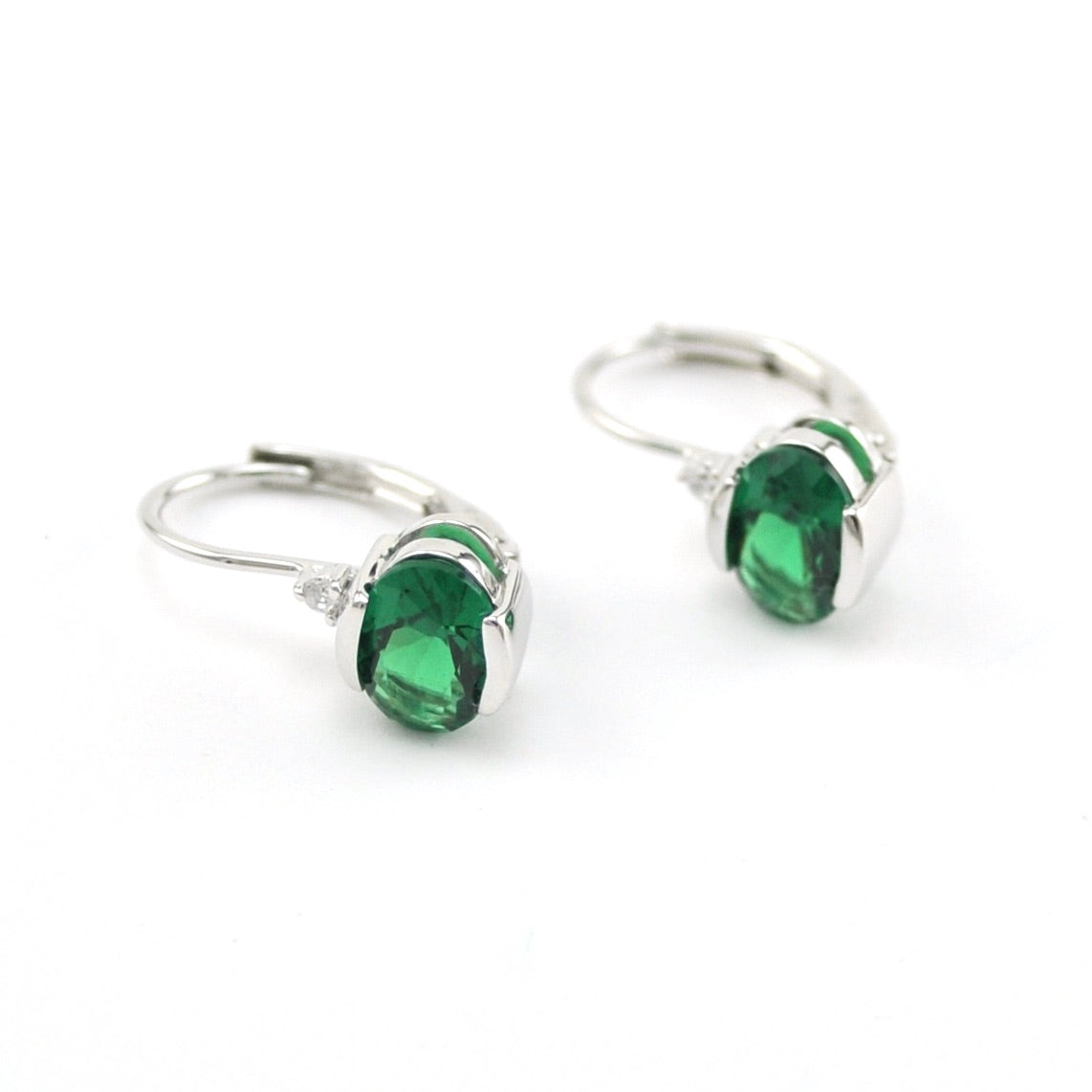 ilver Created Emerald 1.5ct Oval CZ Earrings