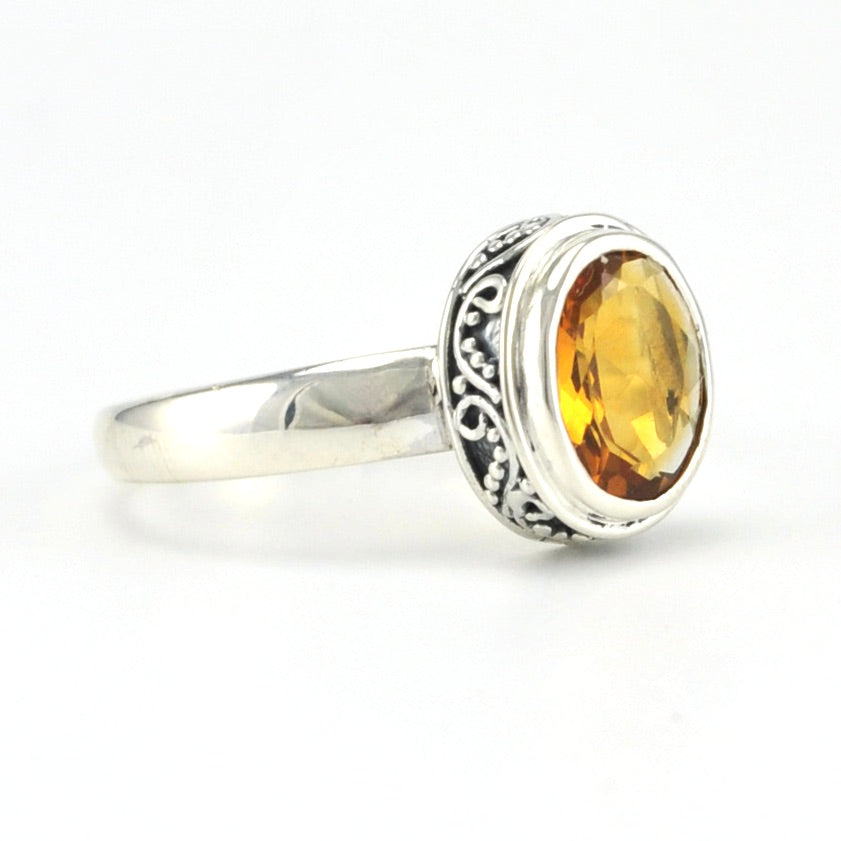 Side View Sterling Silver Citrine 7x9mm Oval Bali Ring