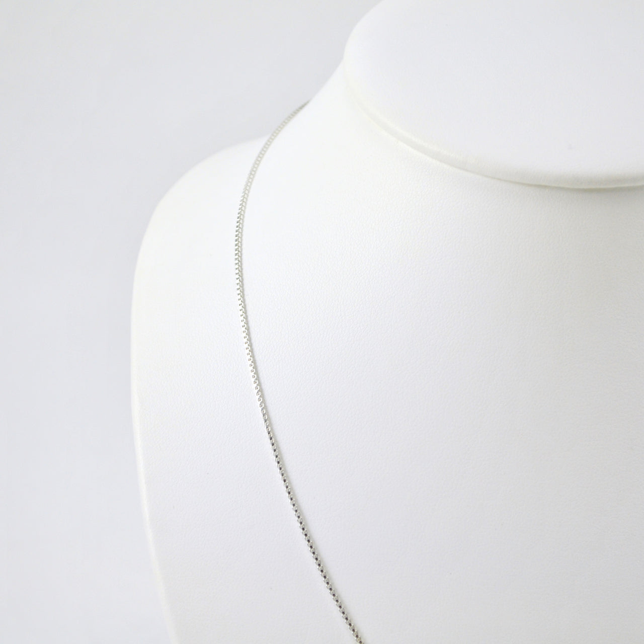 Alt View Sterling Silver 20 Inch Box 019 Chain