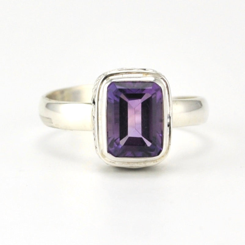 Alt View Sterling Silver Amethyst 6x8mm Rectangle Bali Ring