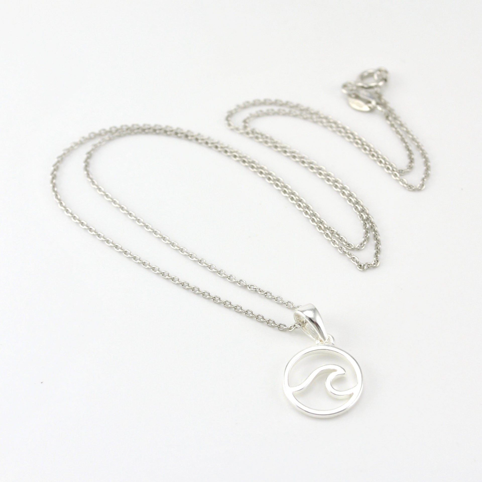 Sterling Silver Circle Wave Necklace
