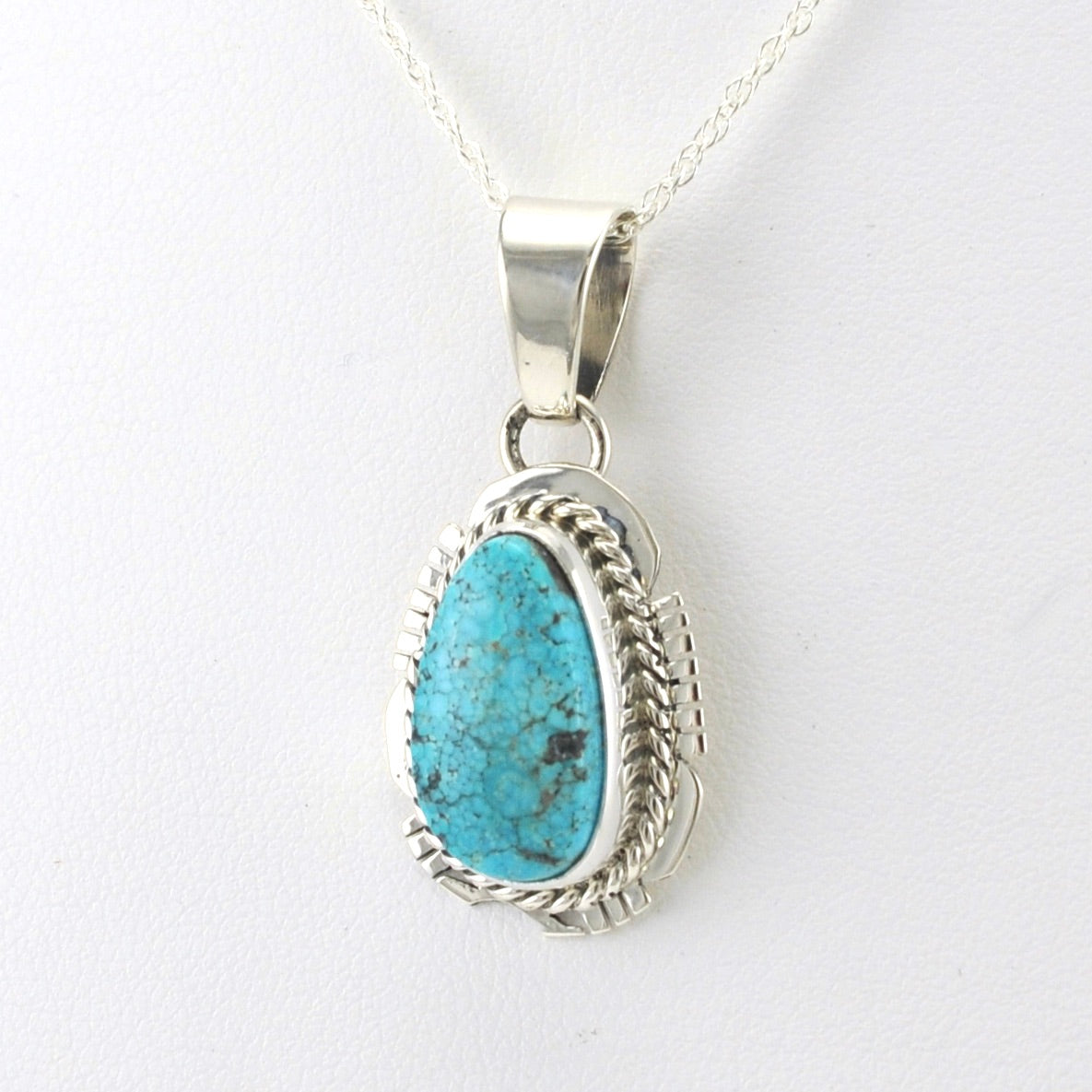 Side View Sterling Silver Kingman Turquoise Necklace