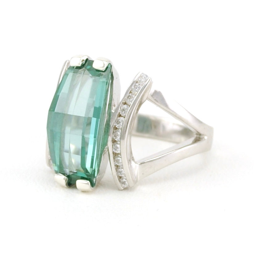 Side View Sterling Silver Green Spinel 5.9ct CZ Ring