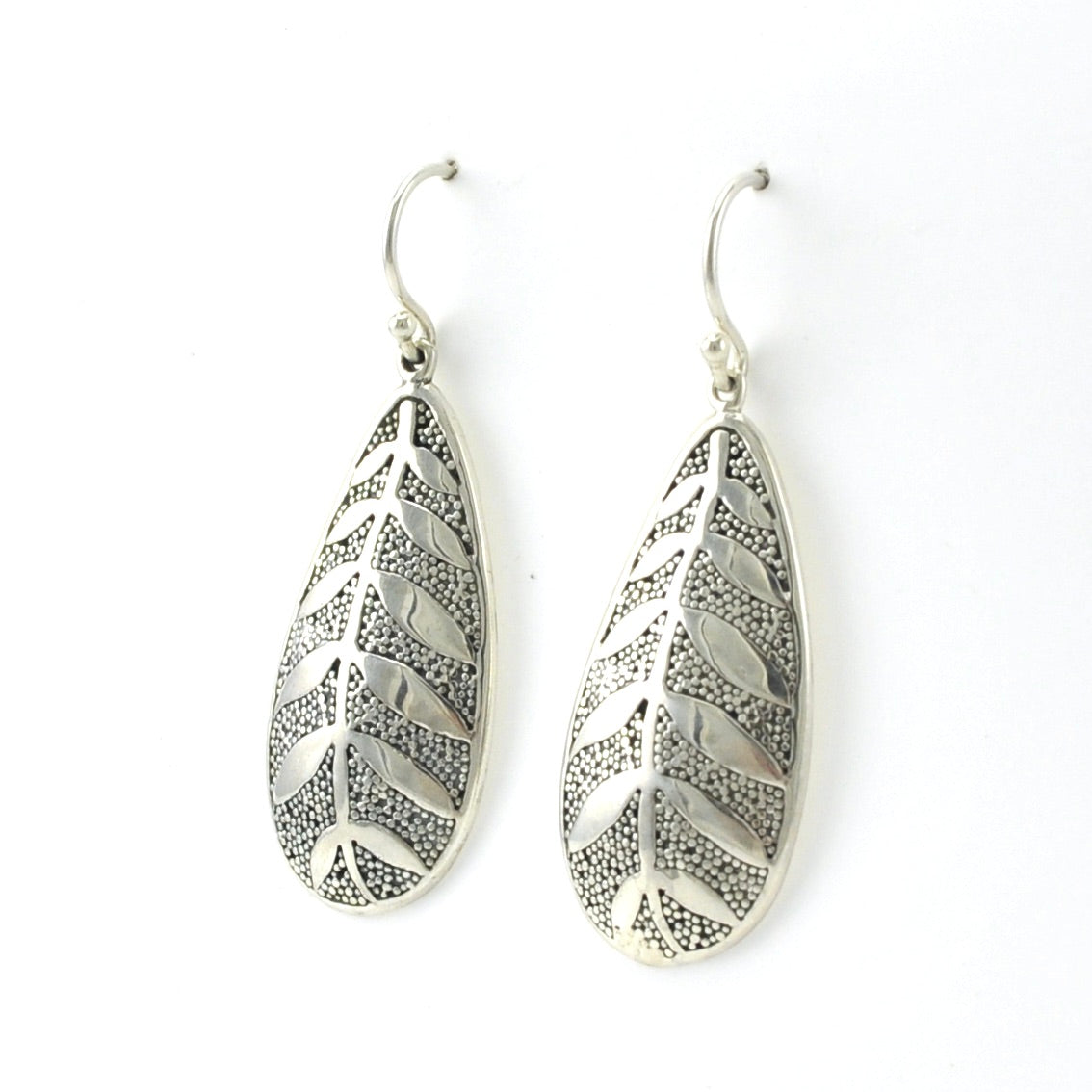 Leaf earrings embroidery design - Lace Art Designs | Machine embroidery  design store