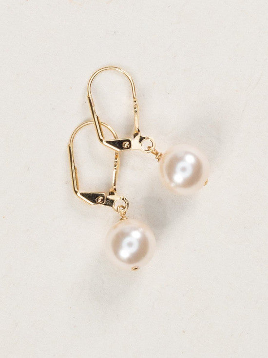 Classic Pearl Earrings