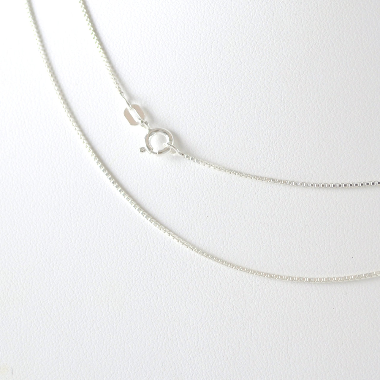 Alt View Sterling Silver 18 Inch Box 015 Chain