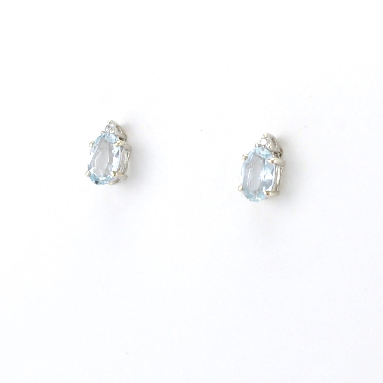 Sterling Silver Aquamarine .8ct Oval Cubic Zirconia Earrings