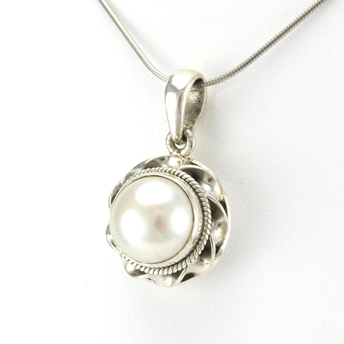 Sterling Silver Pearl 11mm Pendant