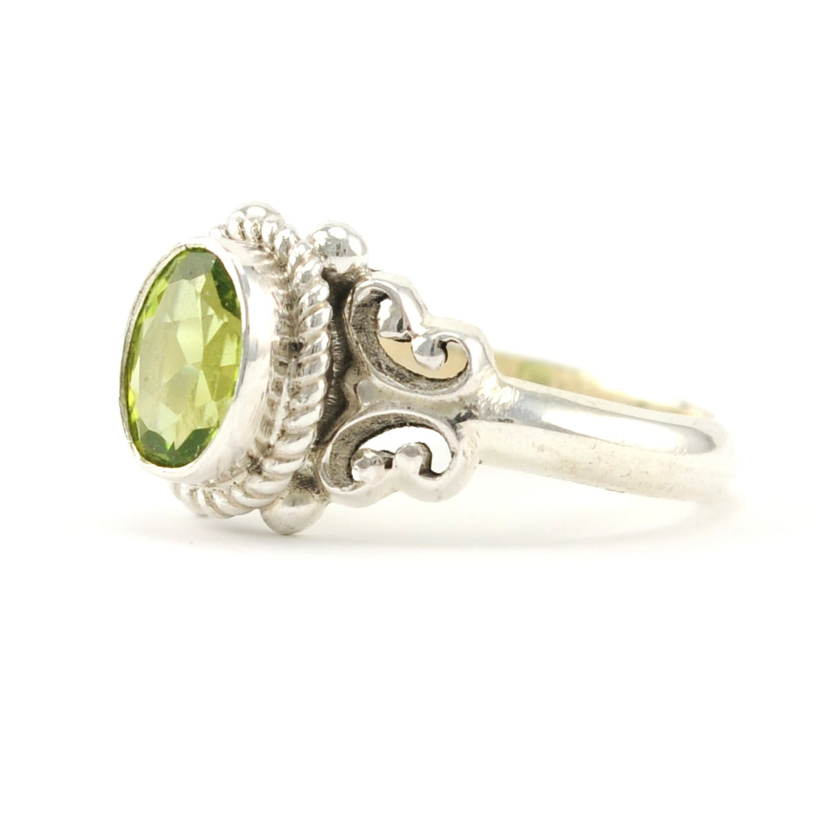 Sterling Silver Peridot 6x8mm Oval Ring Size 8