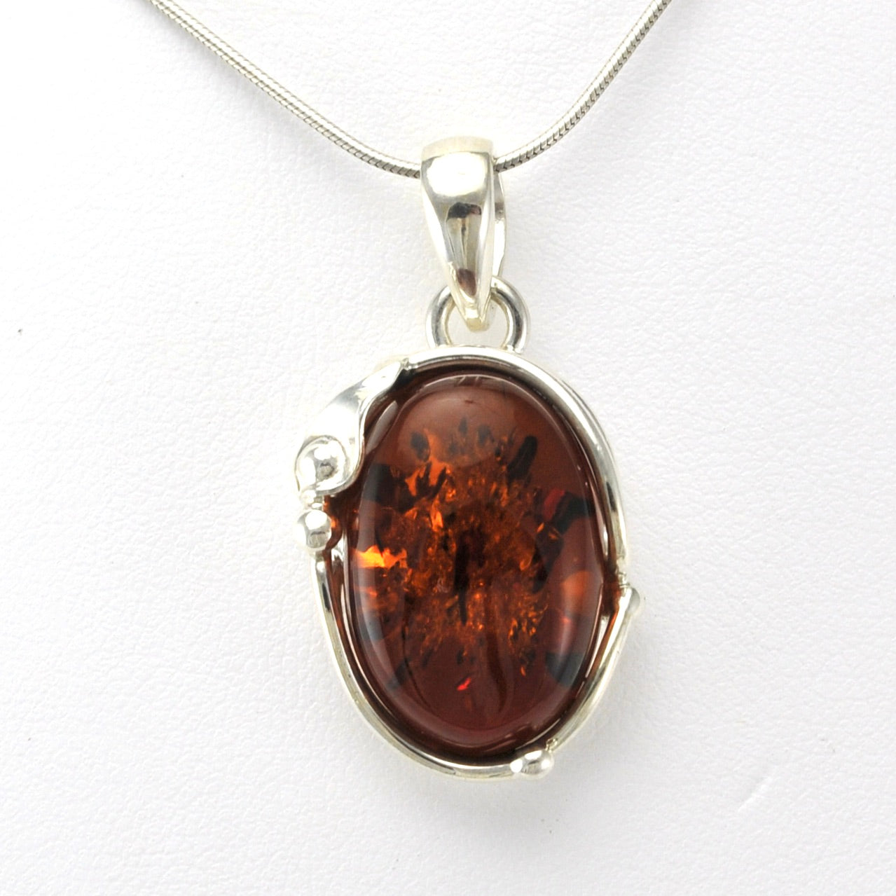 Alt View Sterling Silver Amber Oval Pendant with Calla Lily