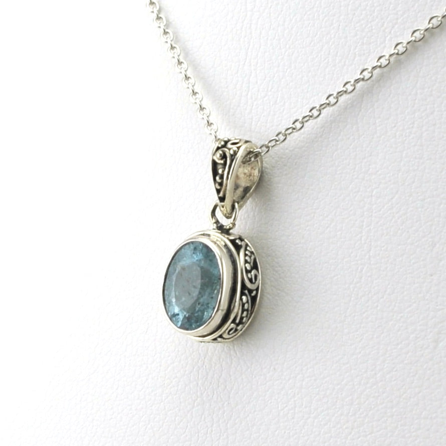 Side View Sterling Silver Aquamarine 6x8mm Oval Bali Necklace