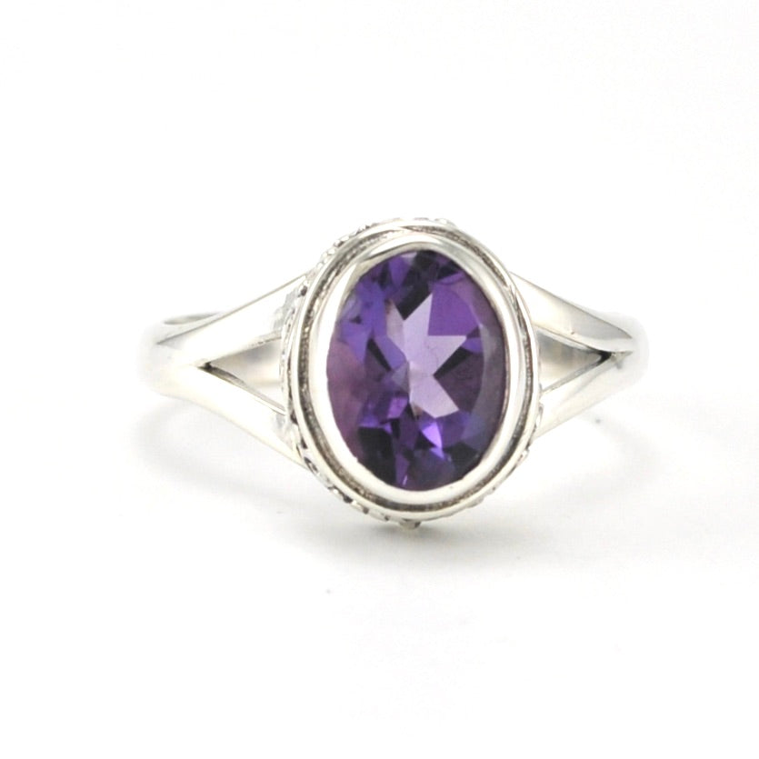 Alt View Sterling Silver Amethyst 7x9mm Oval Bali Ring