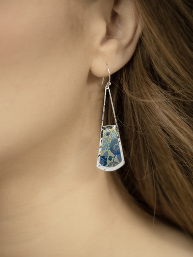 Alt View Blue Mist Jardin Party Earrings