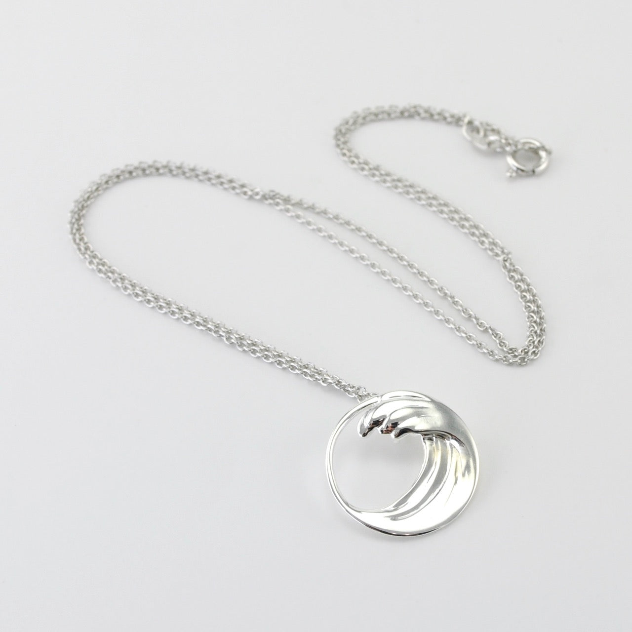 Alt View Silver Ocean Wave Necklace