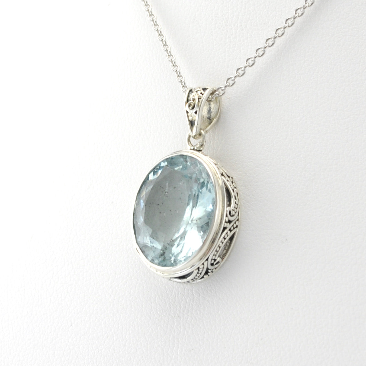 Silver Aquamarine 12x26mm Oval Bali Pendant