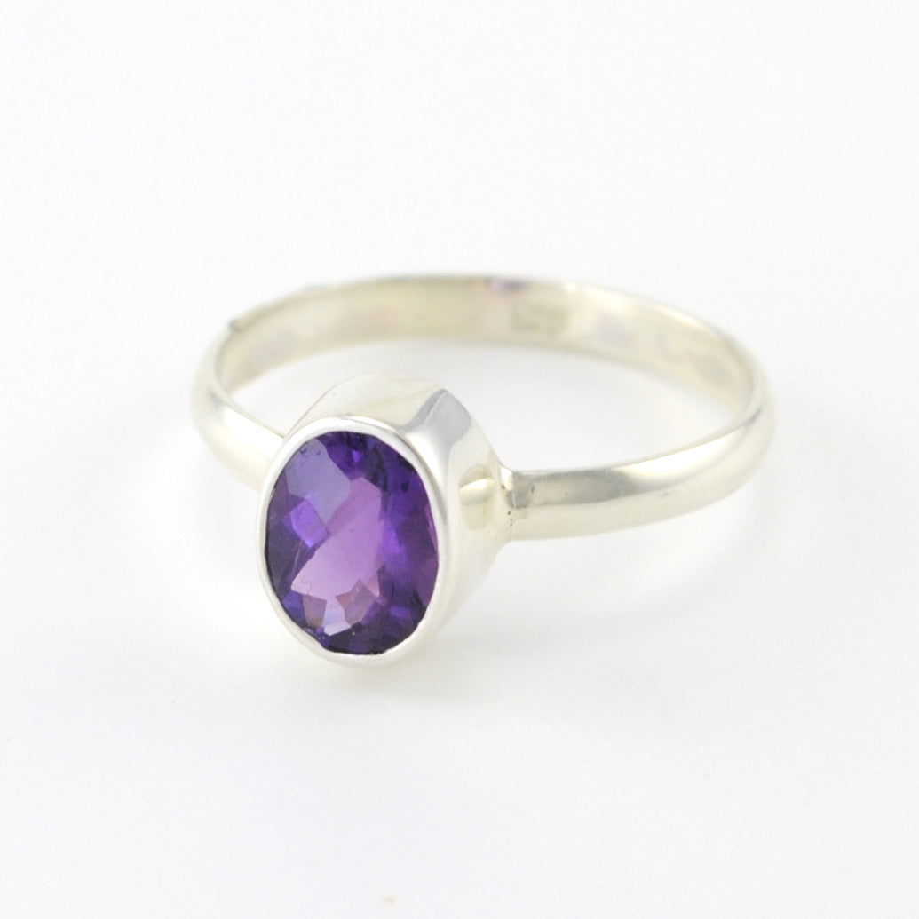 Silver Amethyst 6x8mm Oval Ring