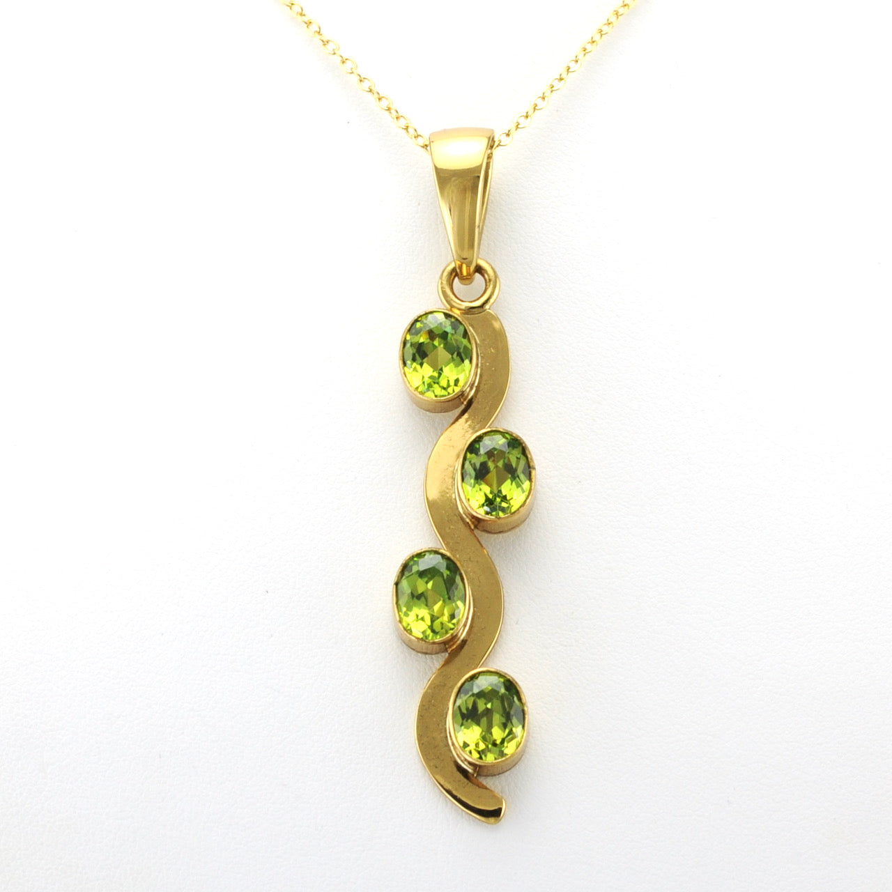 Alt View Alchemía 4 Created Peridot Wave Pendant