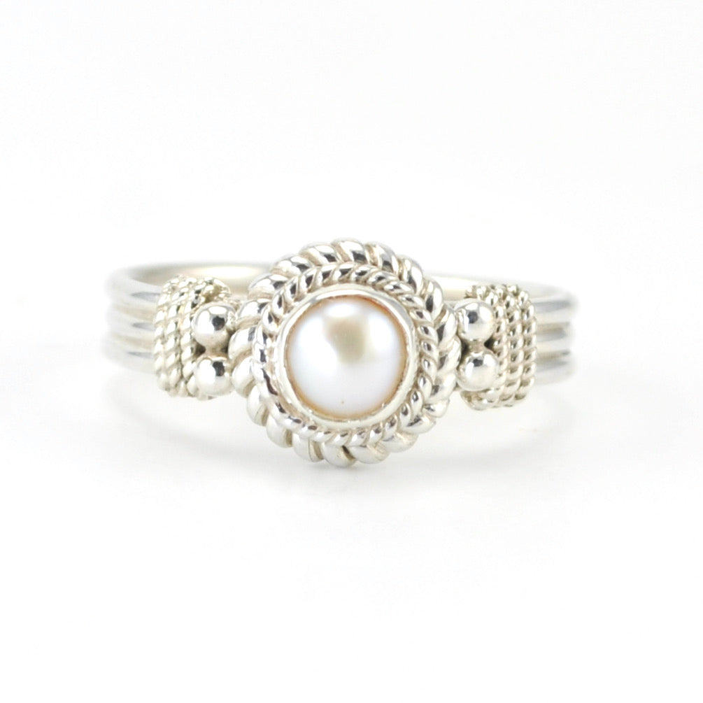 Silver Pearl 5mm Ring