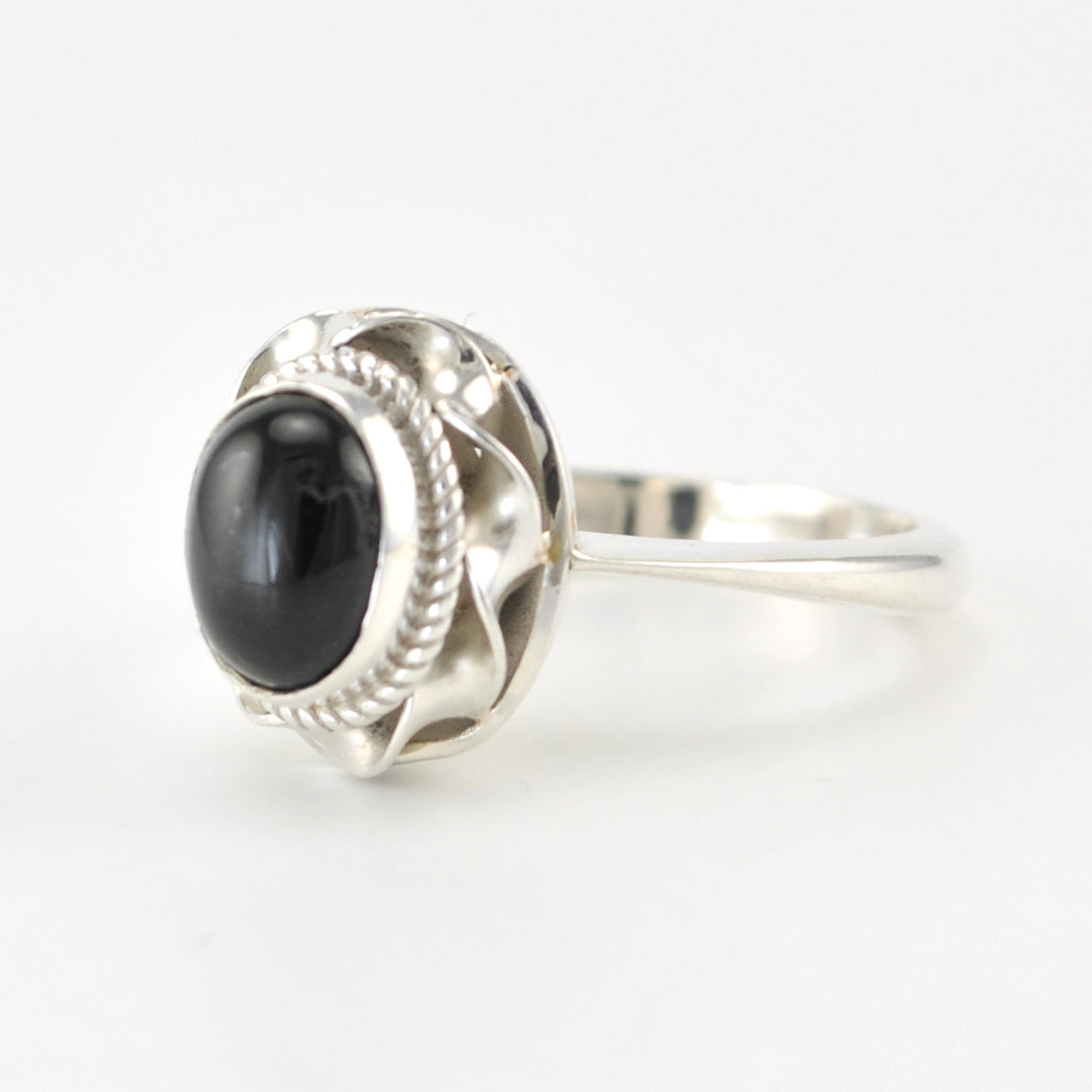 Alt View Silver Black Star Diopside 7x9mm Oval Ring 