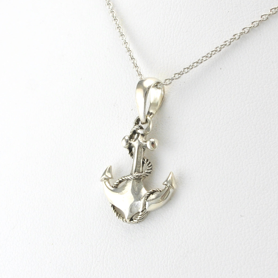 Side View Silver Anchor Mini Necklace