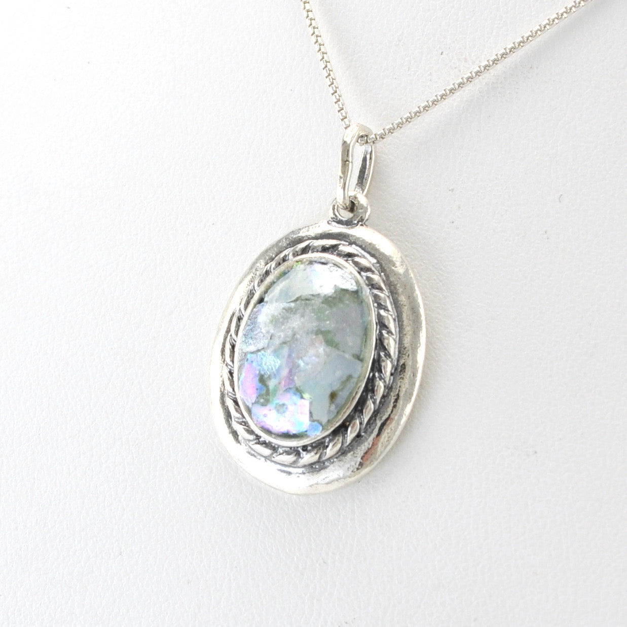 Side View Sterling Silver Roman Glass Oval Necklace