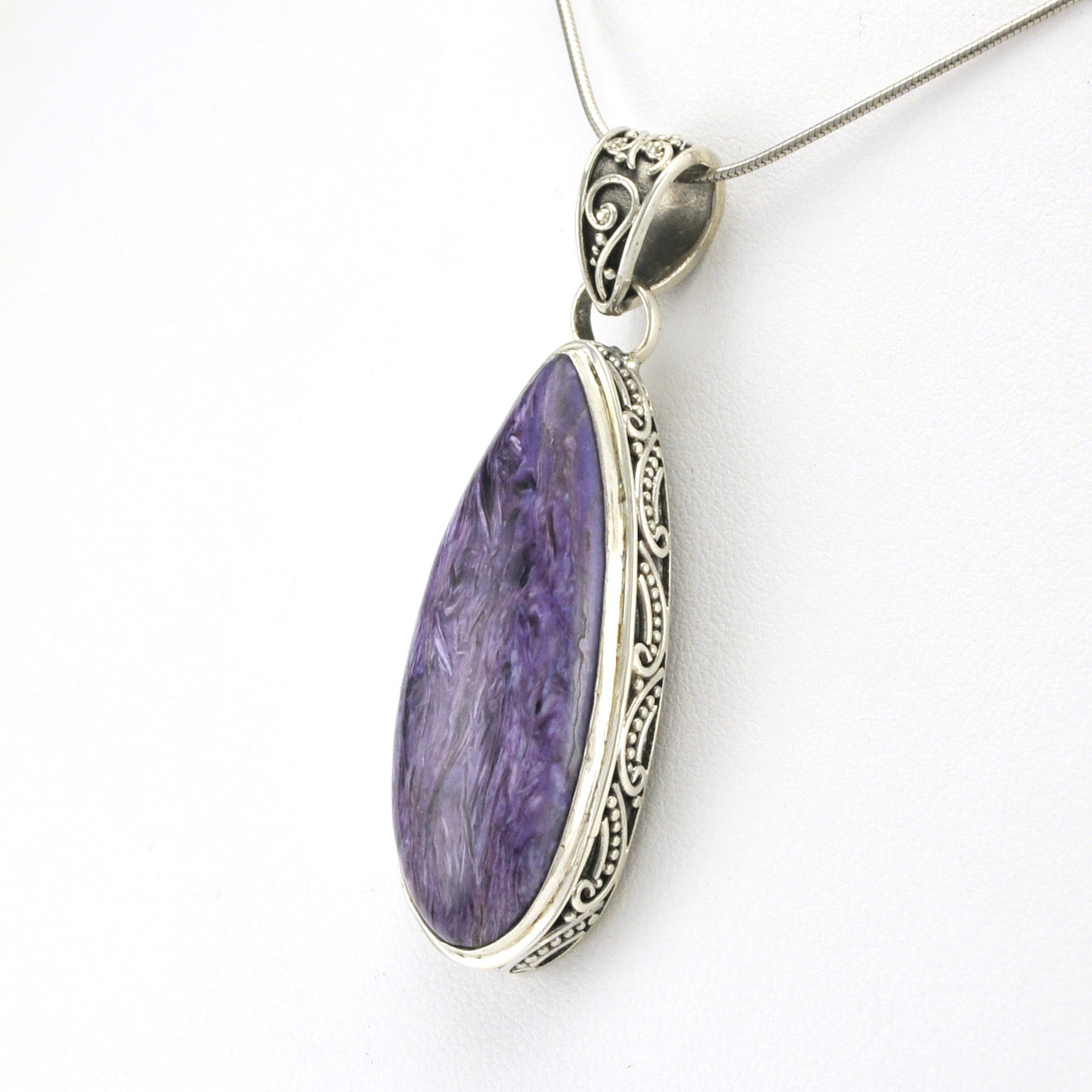 Silver Chariote 13x35mm Tear Pendant