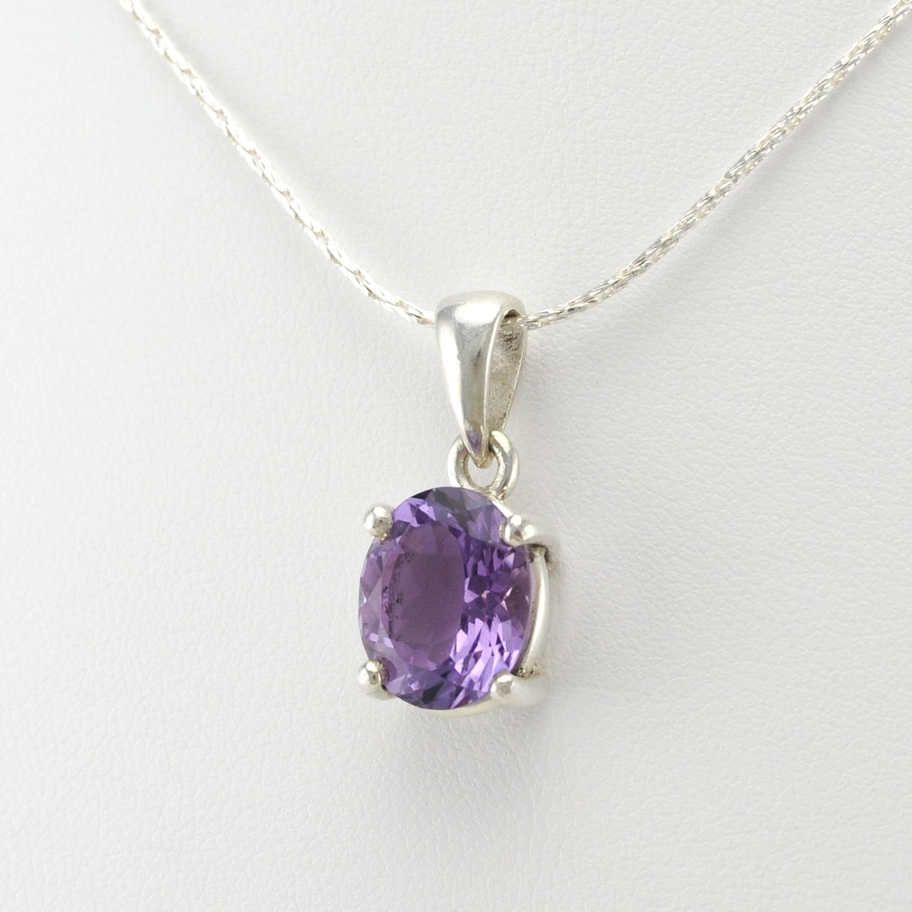 Silver Amethyst 10x12mm Oval Pendant