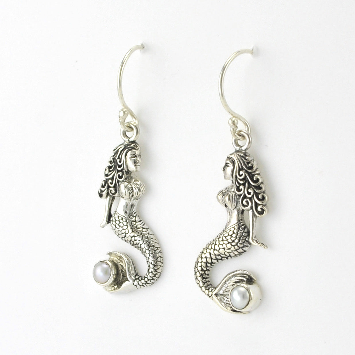 Side View Silver Mermaid Pearl Dangle Earrings