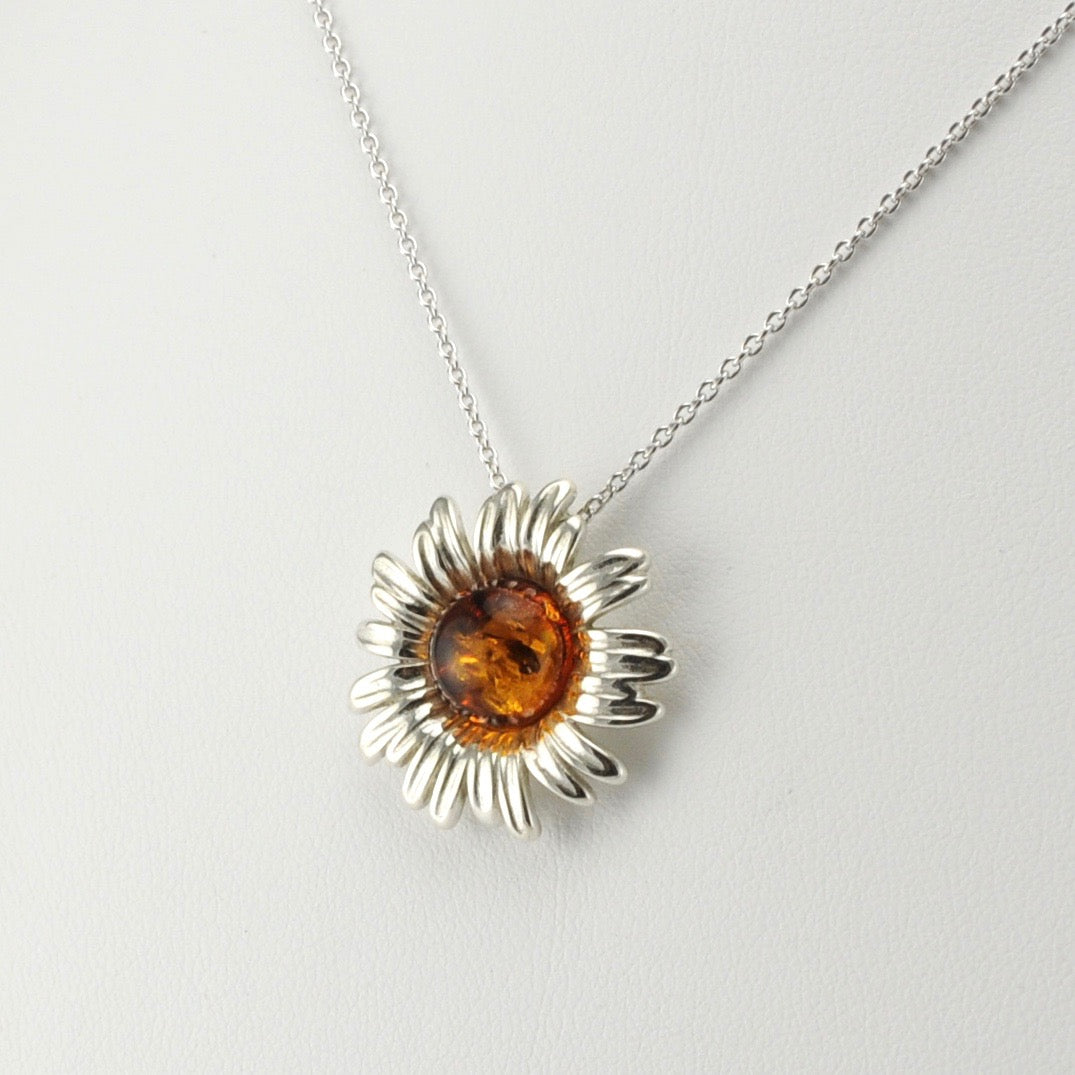 Side View Silver Baltic Amber Daisy Necklace